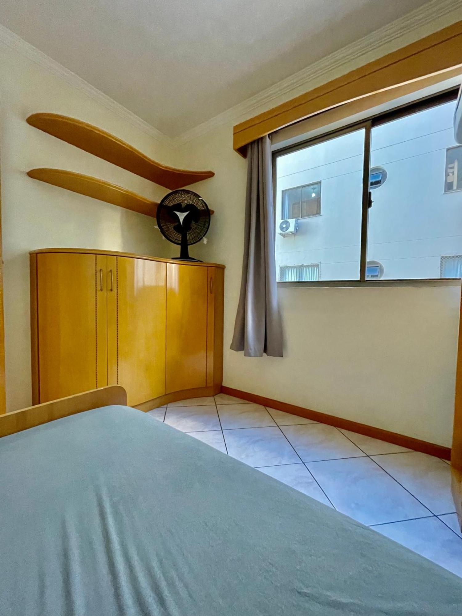 187 Apartamento 50M Da Praia. Bela Vista Ao Mar. Em Avenida Principal De Bombinhas. Kültér fotó